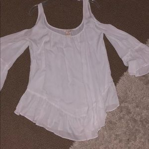 Sundance beautiful open shoulder tunic white nwot